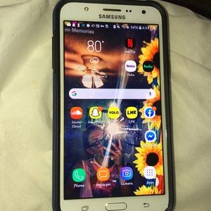 Samsung galaxy j7